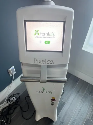 Owner photograph of a Alma Pixel CO2 system.