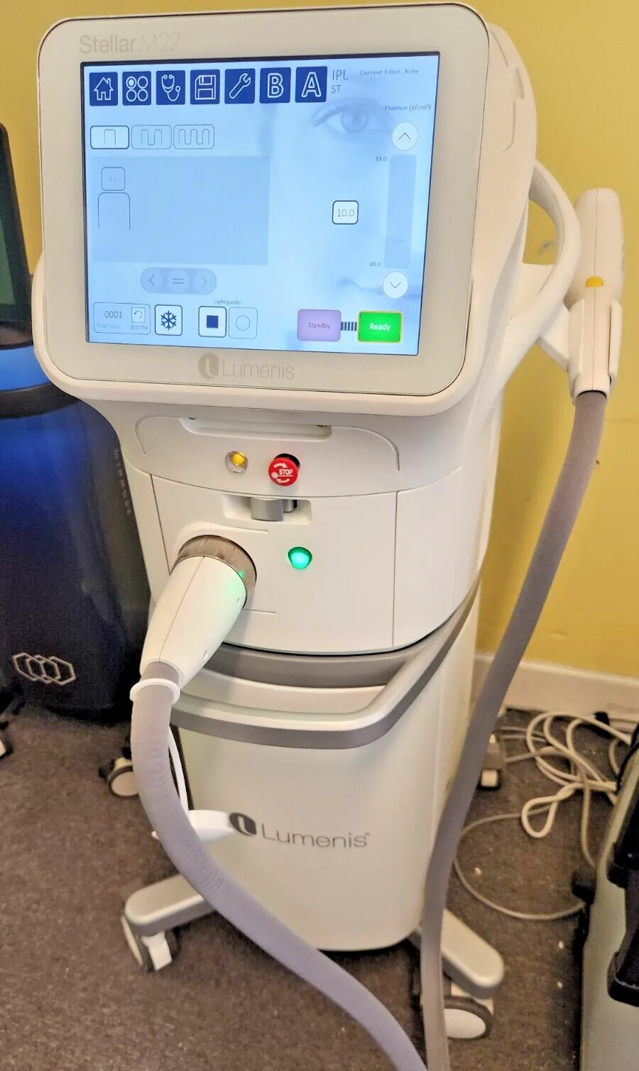 Owner photograph of a Lumenis Stellar M22 system.